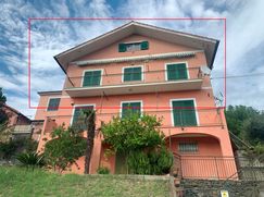 Casa Bi/Trifamiliare in Residenziale