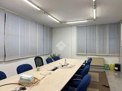 Ufficio in Commerciale