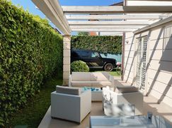 Casa Bi/Trifamiliare in Residenziale