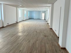 Ufficio in Commerciale