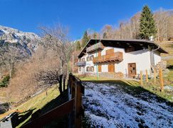 Casa Bi/Trifamiliare in Residenziale