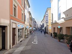 Negozio/Locale commerciale in Commerciale