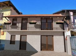 Casa Bi/Trifamiliare in Residenziale