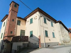 Casa Bi/Trifamiliare in Residenziale
