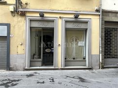 Negozio/Locale commerciale in Commerciale