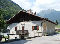 Casa Bi/Trifamiliare in Residenziale