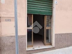 Negozio/Locale commerciale in Commerciale