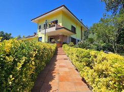 Villa in Residenziale
