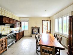 Casa Bi/Trifamiliare in Residenziale