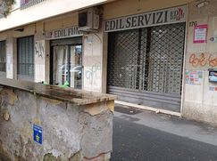 Negozio/Locale commerciale in Commerciale
