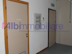Ufficio in Commerciale