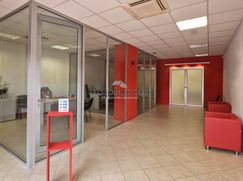 Negozio/Locale commerciale in Commerciale