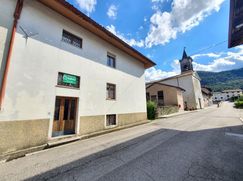 Casa Bi/Trifamiliare in Residenziale
