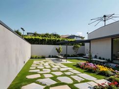 Casa Bi/Trifamiliare in Residenziale