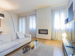 Casa Bi/Trifamiliare in Residenziale