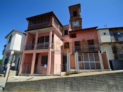 Casa Bi/Trifamiliare in Residenziale