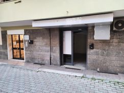 Negozio/Locale commerciale in Commerciale
