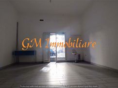 Negozio/Locale commerciale in Commerciale