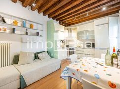 Casa Bi/Trifamiliare in Residenziale