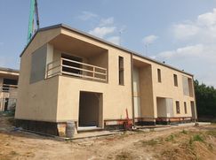 Casa Bi/Trifamiliare in Residenziale