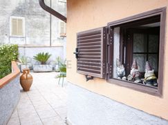 Casa Bi/Trifamiliare in Residenziale