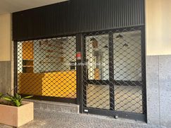 Negozio/Locale commerciale in Commerciale