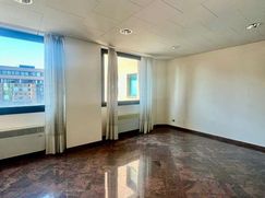 Ufficio in Commerciale