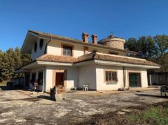 Villa in Residenziale