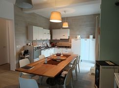 Casa Bi/Trifamiliare in Residenziale