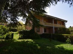 Casa Bi/Trifamiliare in Residenziale