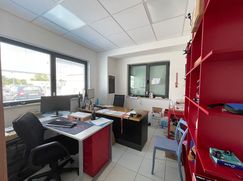 Ufficio in Commerciale