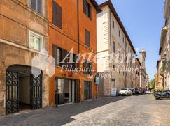 Ufficio in Commerciale