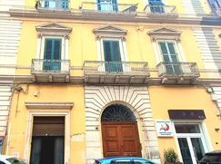 Negozio/Locale commerciale in Commerciale