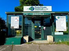 Negozio/Locale commerciale in Commerciale