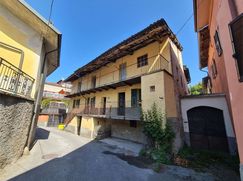 Casa Bi/Trifamiliare in Residenziale