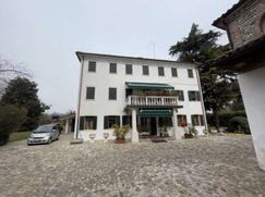 Villa in Residenziale