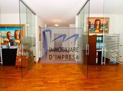 Ufficio in Commerciale