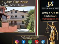 Casa Bi/Trifamiliare in Residenziale