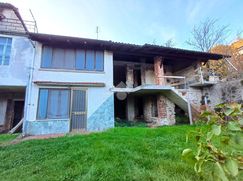 Casa Bi/Trifamiliare in Residenziale