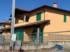 Casa Bi/Trifamiliare in Residenziale