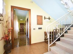 Casa Bi/Trifamiliare in Residenziale