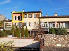 Edificio in Residenziale