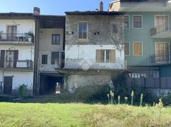 Casa Bi/Trifamiliare in Residenziale