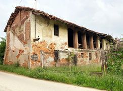 Casa Bi/Trifamiliare in Residenziale