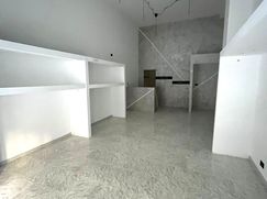 Negozio/Locale commerciale in Commerciale