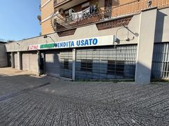 Negozio/Locale commerciale in Commerciale