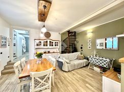 Casa Bi/Trifamiliare in Residenziale