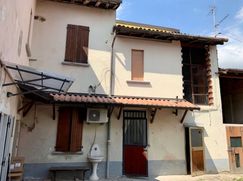 Casa Bi/Trifamiliare in Residenziale