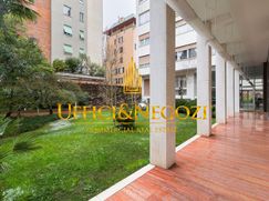 Ufficio in Commerciale