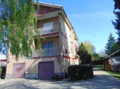 Casa Bi/Trifamiliare in Residenziale